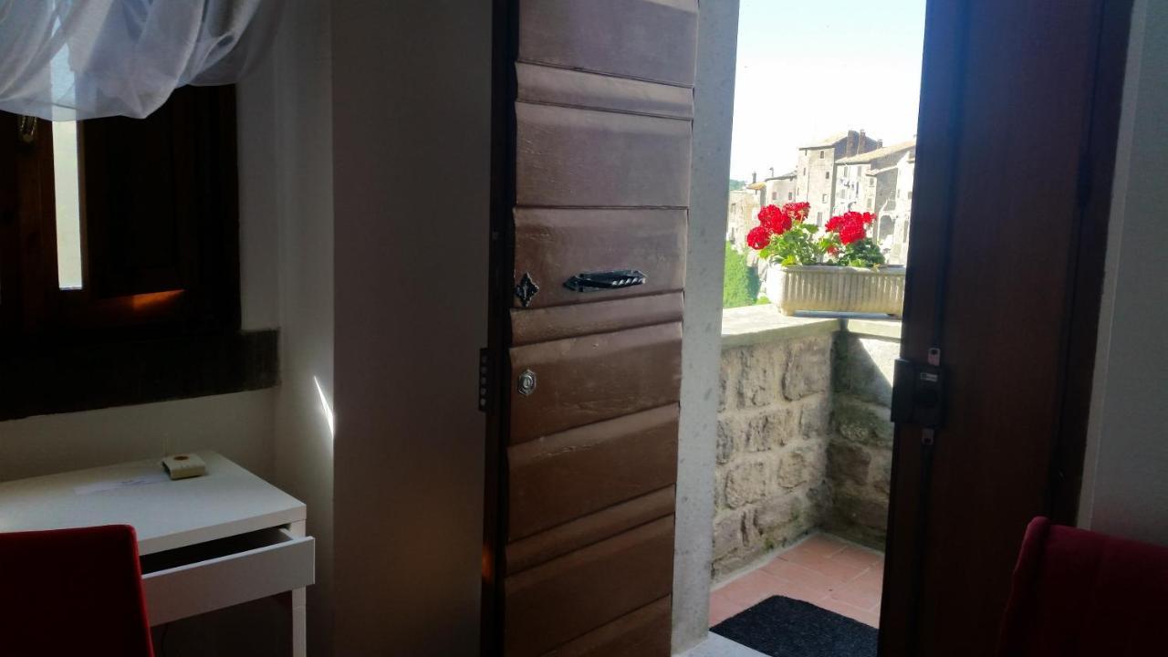 Sospesi Nel Borgo Vitorchiano Exterior photo