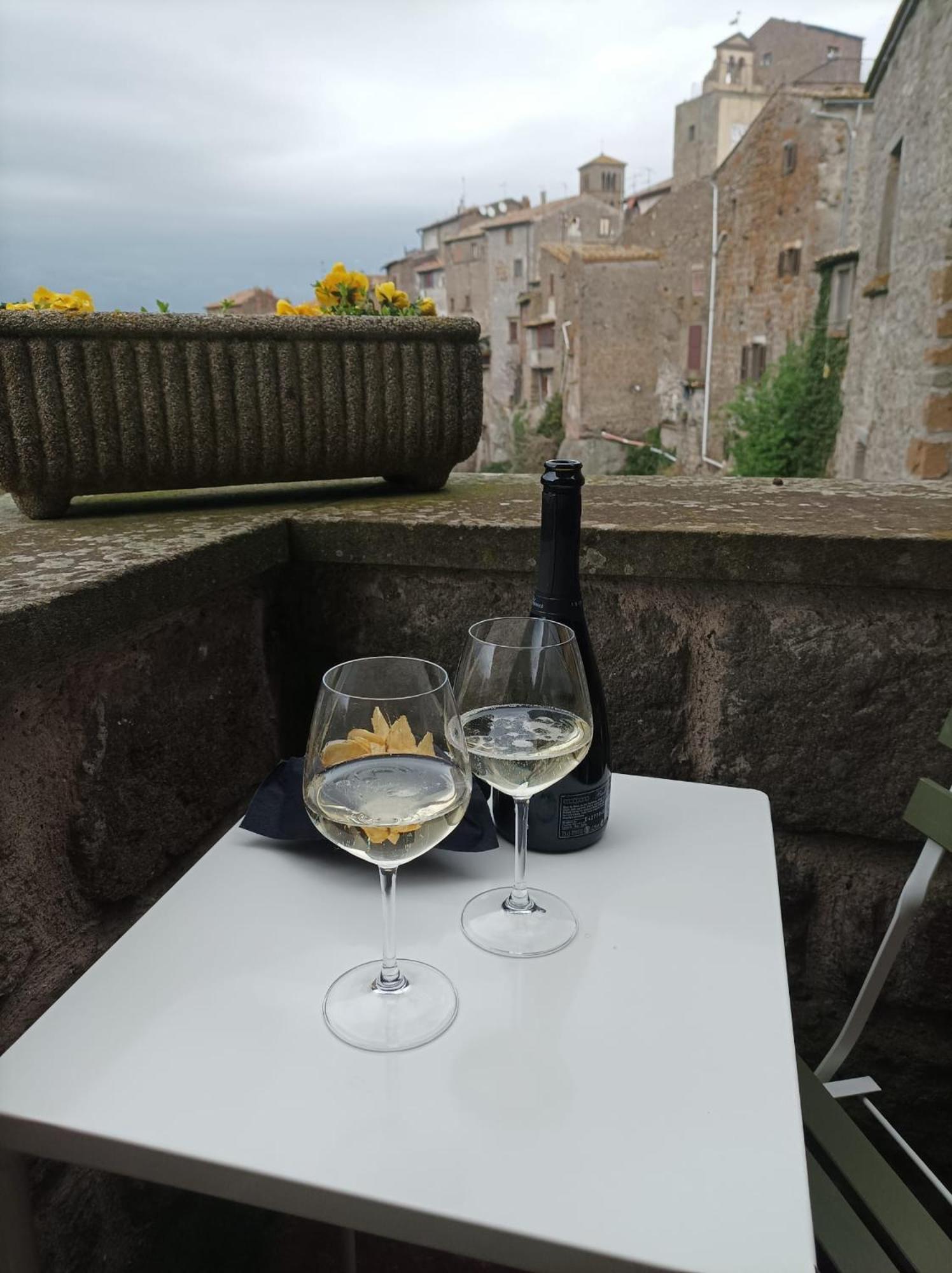 Sospesi Nel Borgo Vitorchiano Exterior photo