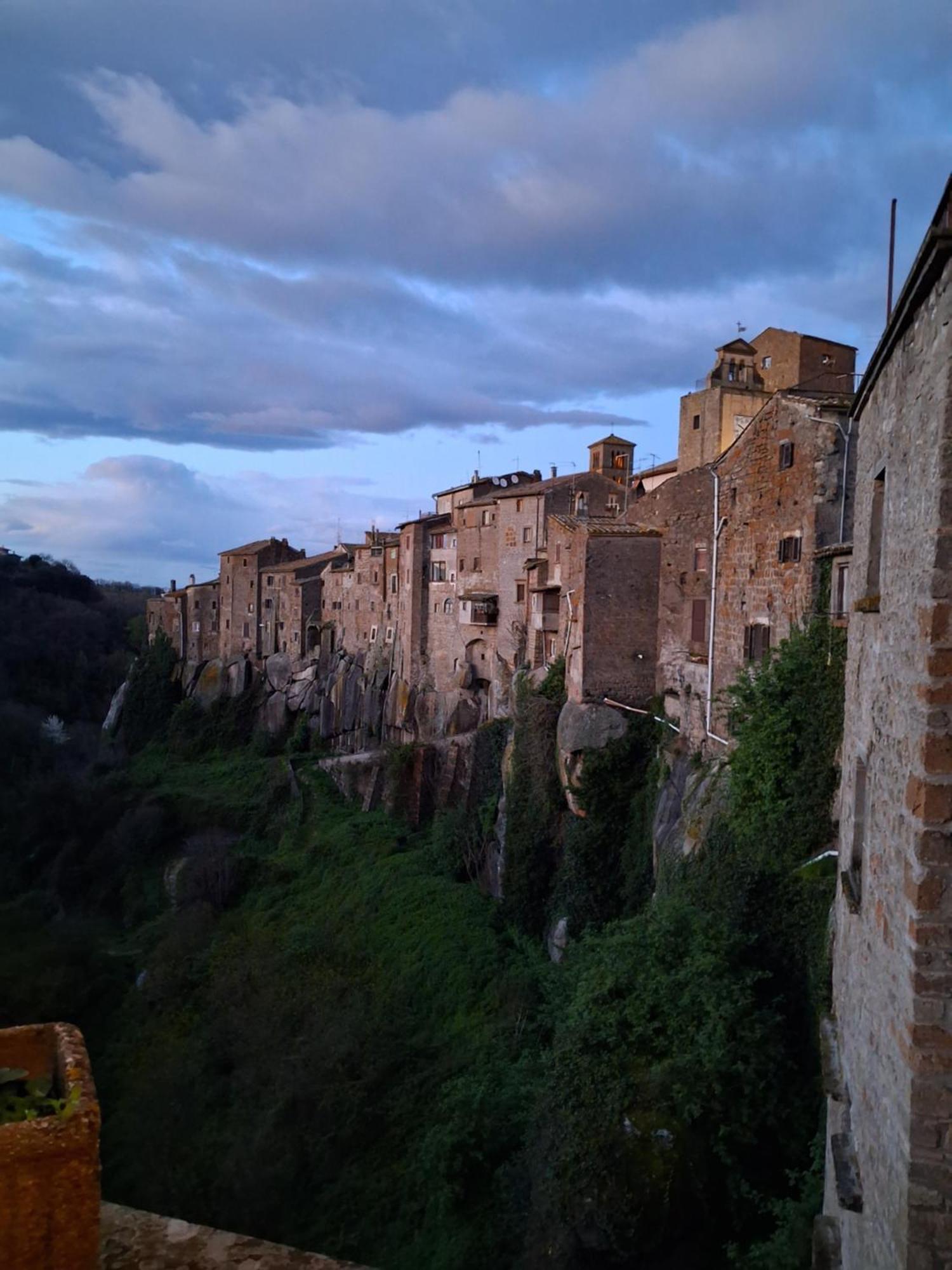 Sospesi Nel Borgo Vitorchiano Exterior photo