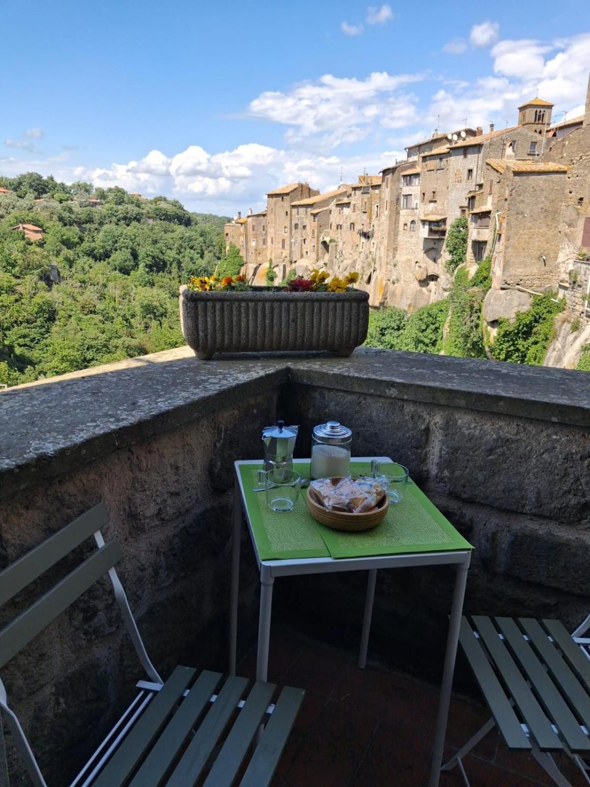Sospesi Nel Borgo Vitorchiano Exterior photo