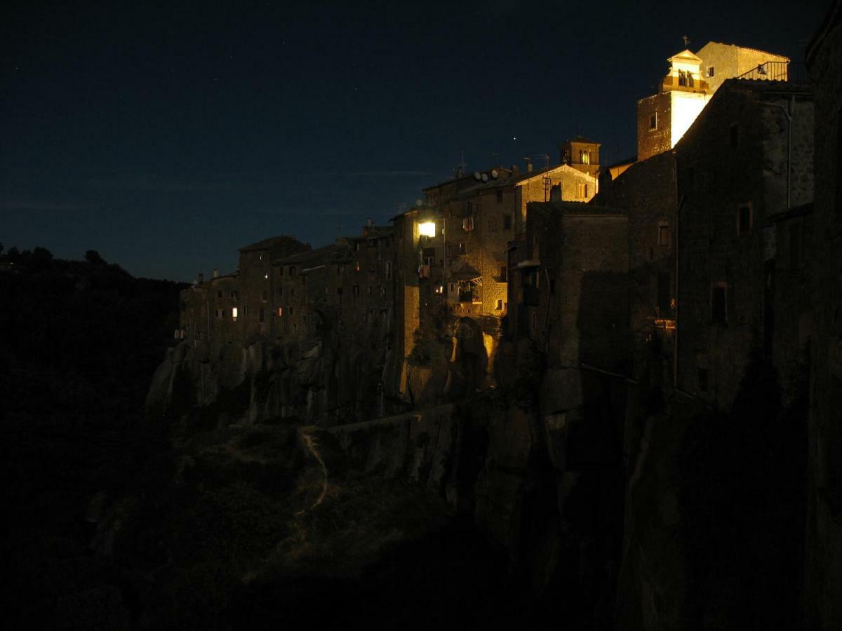 Sospesi Nel Borgo Vitorchiano Exterior photo