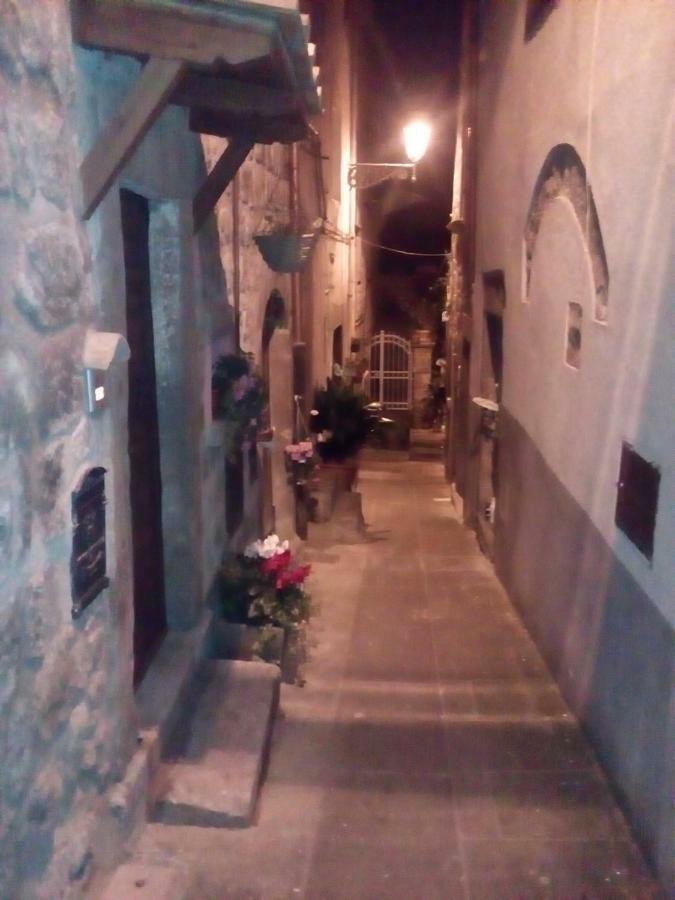 Sospesi Nel Borgo Vitorchiano Exterior photo