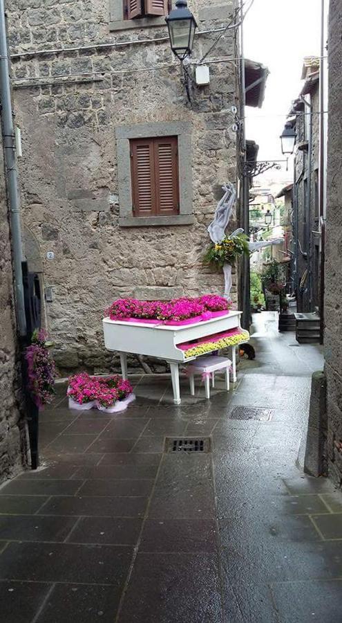 Sospesi Nel Borgo Vitorchiano Exterior photo